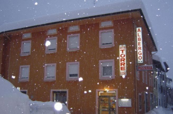 Albergo Alla Torre Caldonazzo Exterior foto